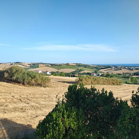 Casa Meris - In Collina Vista Mare A San Costanzo