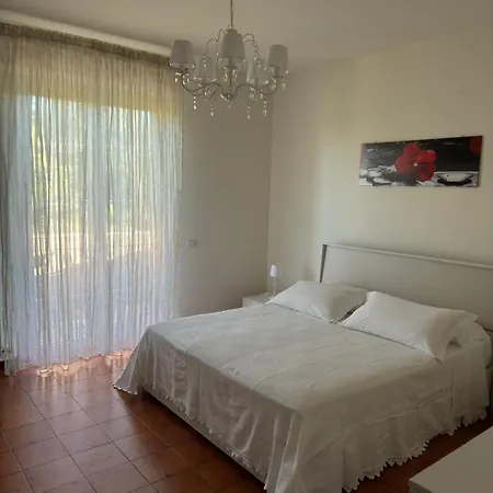 Casa Meris - In Collina Vista Mare A San Costanzo Marotta