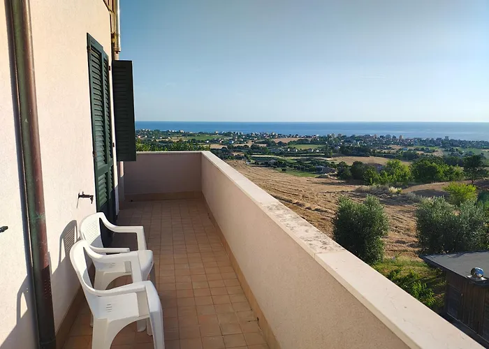 Casa Meris * San Costanzo